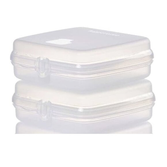NEW in pkg set of 2 clear Tupperware sandwich keepers - Picture 1 of 2